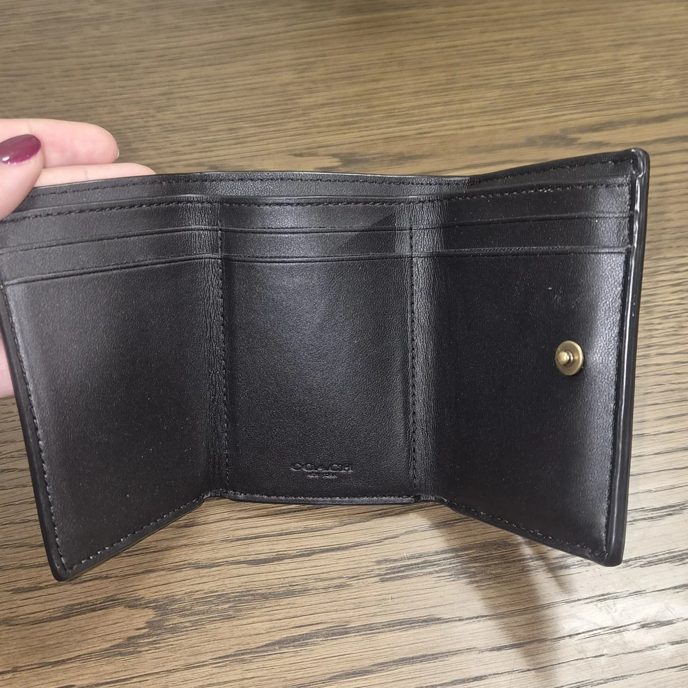 Coach Leather Card Holder with Gold Accent - Picture 3 of 4
